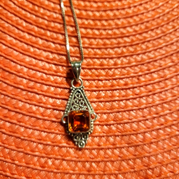 Topaz pendant rare orange color in sterling silver w/ss box chain - Picture 12 of 13